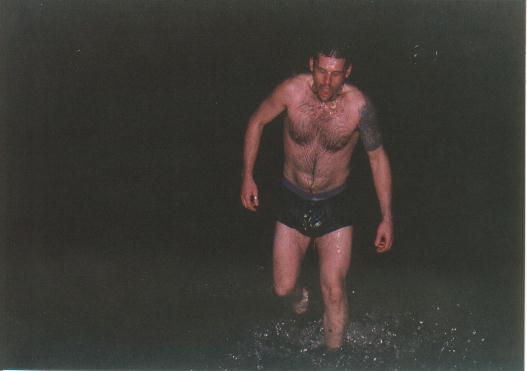 Murray swims Loch Ness